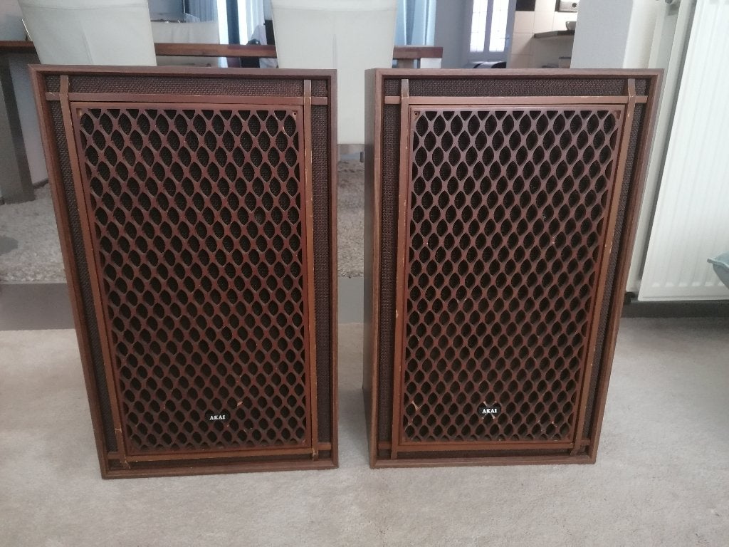 Akai SW-156, luidsprekers, Stereo speakers, Zo goed als nieuw, 60 tot 120 watt, Ophalen