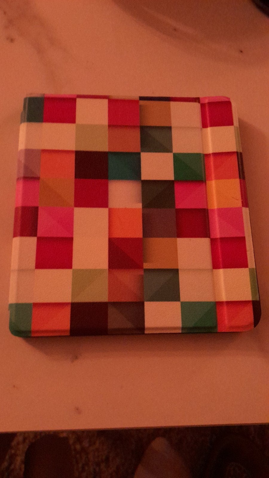 Kobo e-reader met hoes, oplader en 50+ boeken, Ophalen of Verzenden, Zo goed als nieuw, Kobo