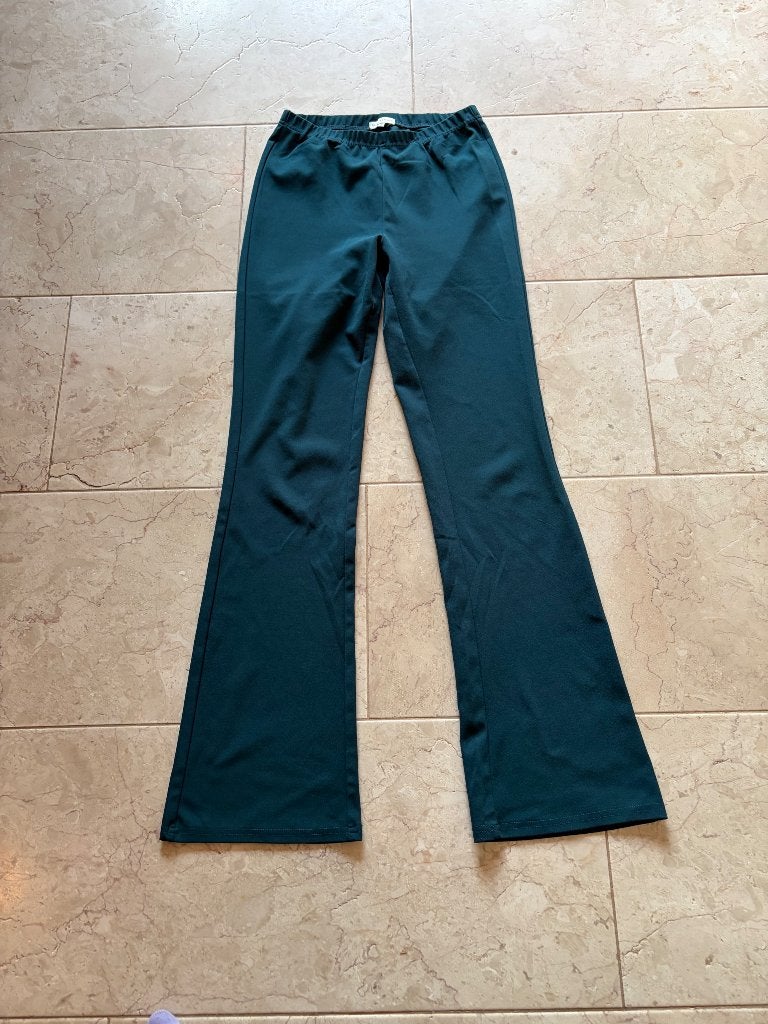 Groene broek maat S, Ophalen of Verzenden, Maat 36 (S), Lang, Essentials