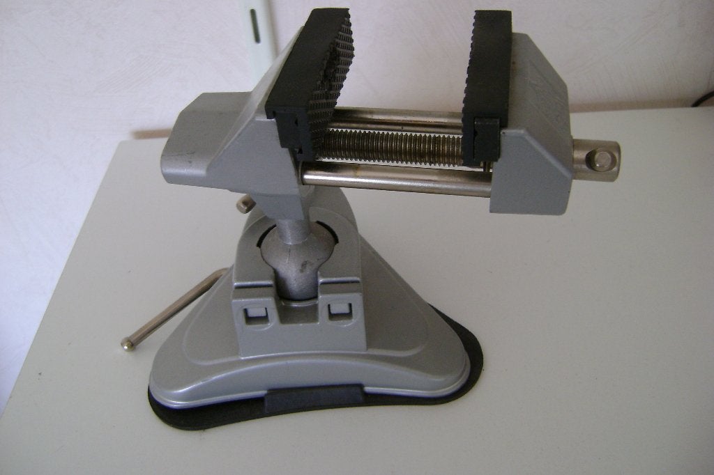 aluminium bankschroef, Ophalen of Verzenden, Nieuw, Bankschroef, Overige merken