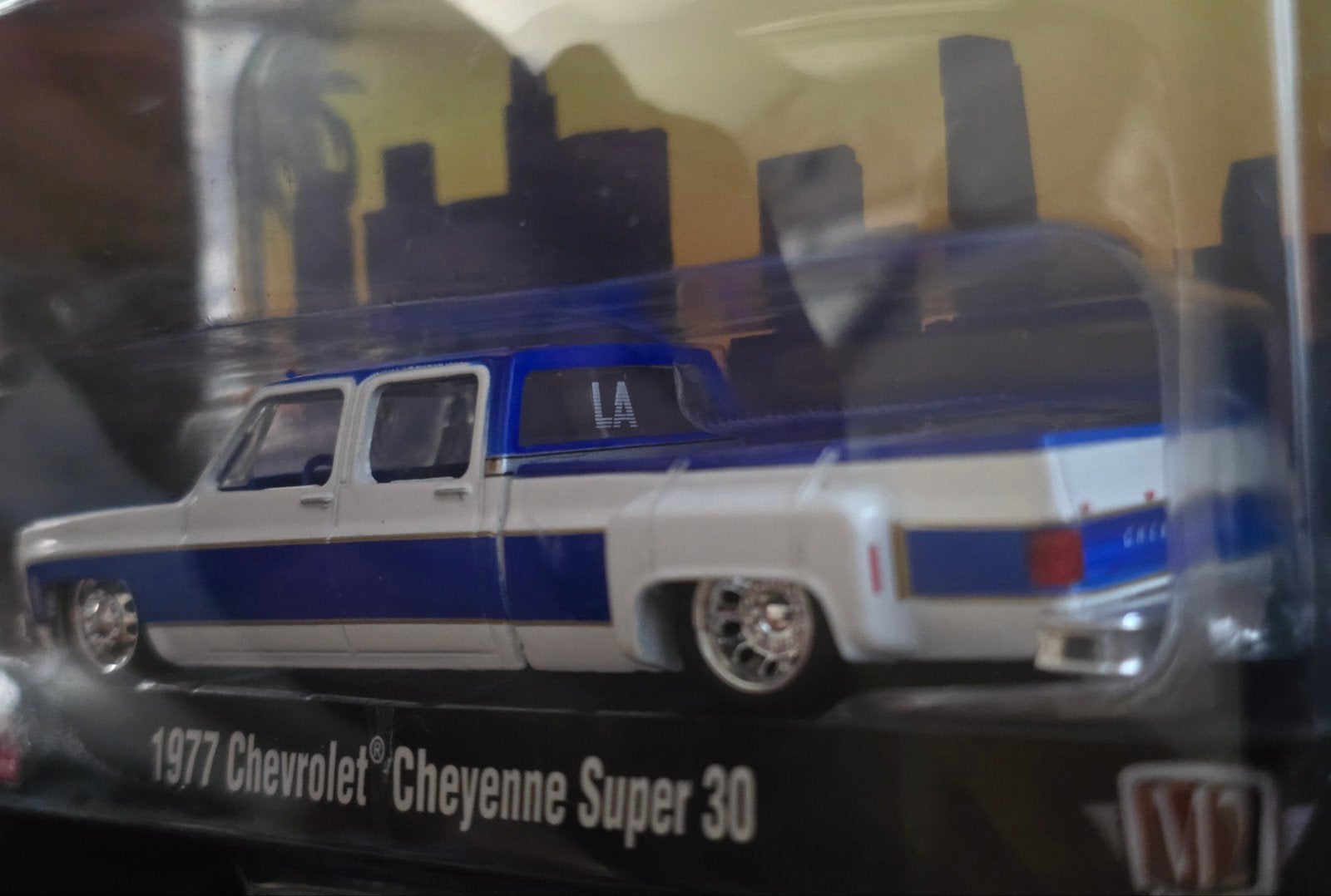 Chevrolet Cheyenne Super 30 1973/'77, Hobby en Vrije tijd, Modelauto's | Overige schalen, Ophalen of Verzenden, Nieuw, Auto