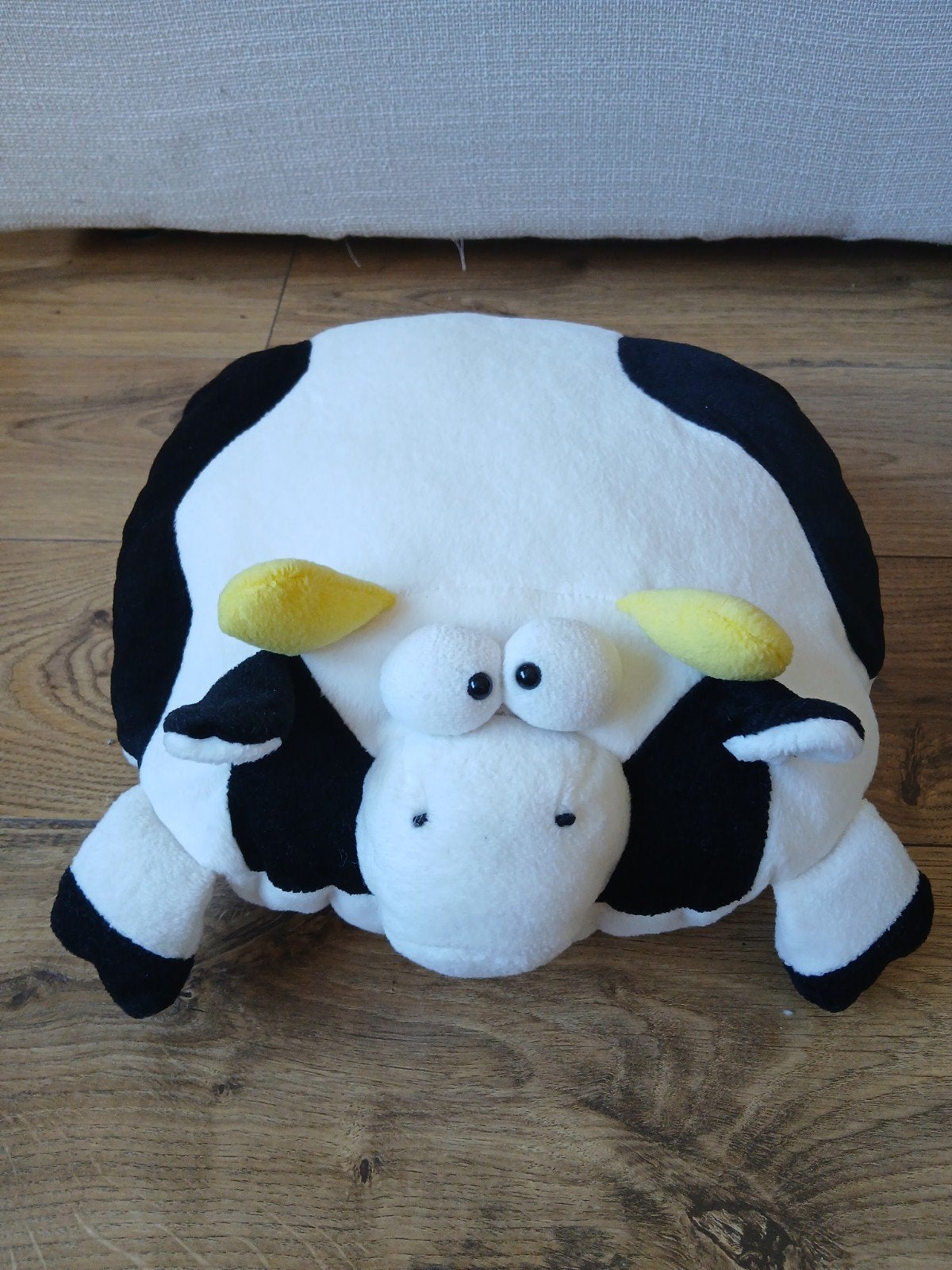 Hamleys koe knuffel / kussen 30cm, Kinderen en Baby's, Speelgoed | Knuffels en Pluche, Overige karakters, Ophalen of Verzenden