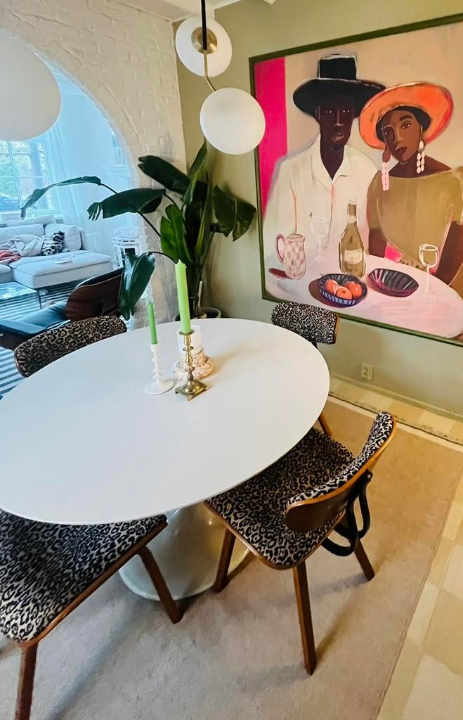 Witte tafel met tulpvoet rond, Huis en Inrichting, Tafels | Eettafels, Ophalen, 100 tot 150 cm, Rond, Zo goed als nieuw