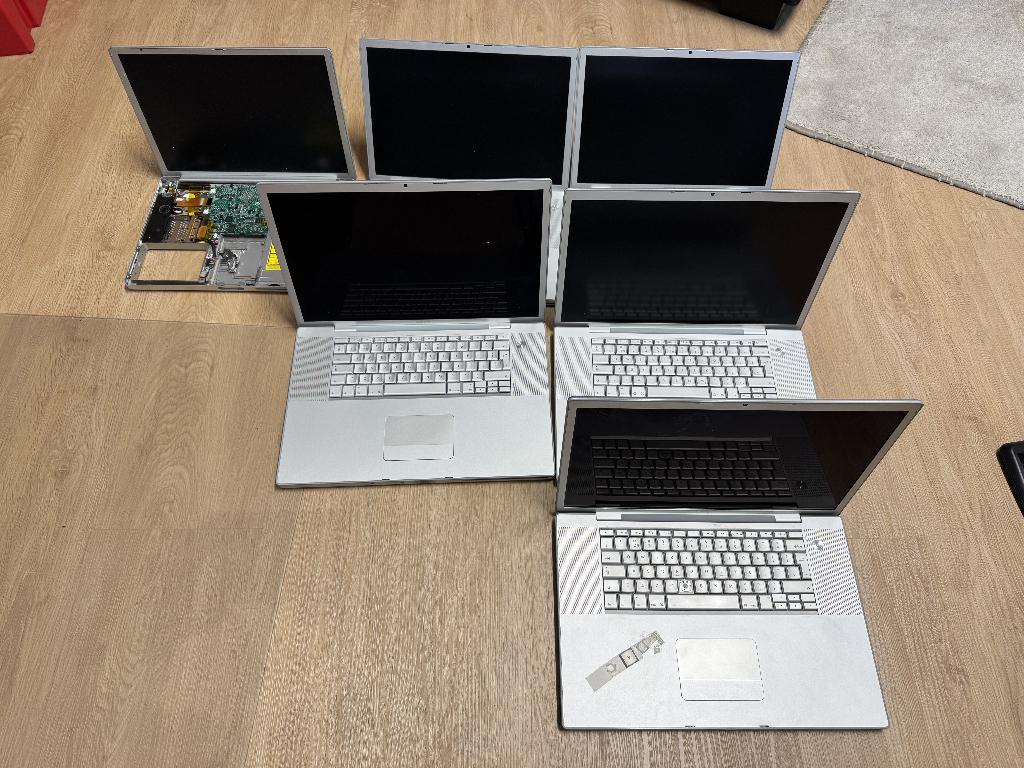 Partij defecte Apple MacBook Pro's + G4, Overige modellen, Overige groottes, Ophalen of Verzenden, Niet werkend
