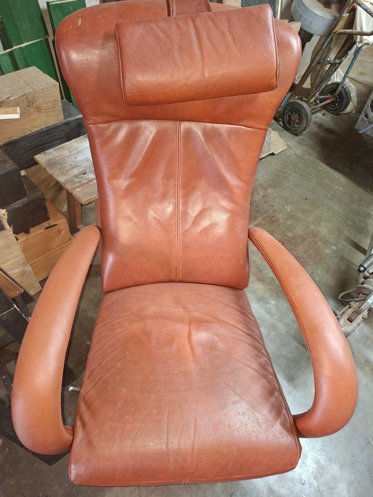 Lederen Ligstoel met Gebruikerssporen, Zithoogte 45 cm, Ophalen, Gebruikt, Bruin, Leer