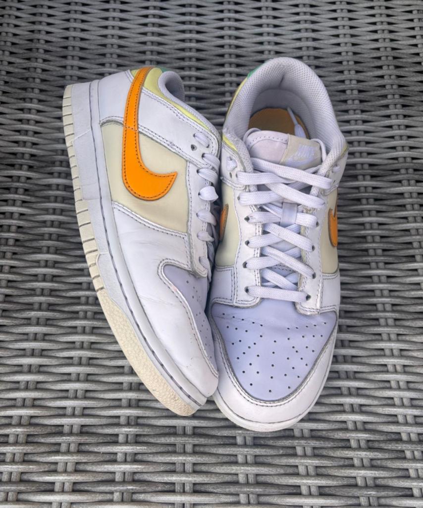 Nike Dunk Low 'Lemon Drop' Sneakers, Kleding | Dames, Schoenen, Gedragen, Sneakers of Gympen, Wit, Ophalen of Verzenden