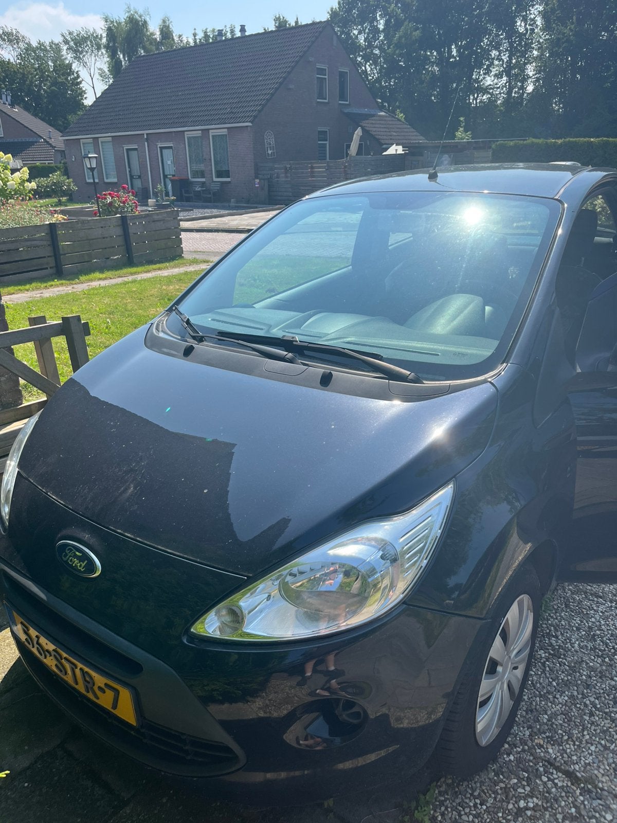 Ford Ka 1.2 69pk 2011 Zwart, Auto's, Voorwielaandrijving, 1242 cc, 4 cilinders, 4 stoelen