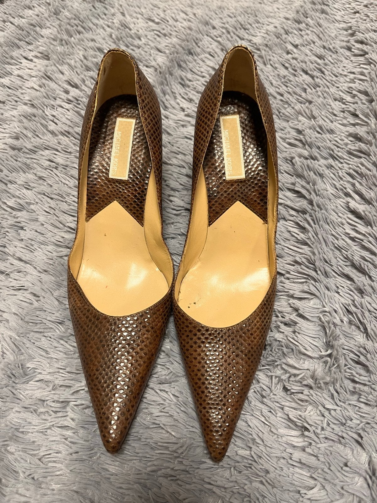 Michael Kors Leren Pumps Bruin - Maat 40/40,5 - Made in Ital, Kleding | Dames, Schoenen, Ophalen of Verzenden, Gedragen, Bruin