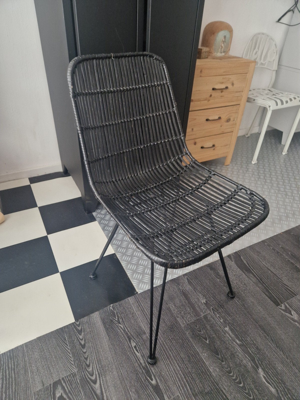 Zwarte rotan stoel, Huis en Inrichting, Stoelen, Ophalen, Zwart, Eén