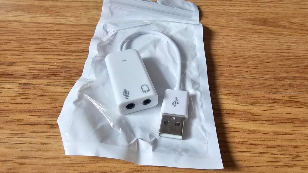 USB audio adapter nieuw, Ophalen of Verzenden, Nieuw, Minder dan 2 meter, Luidsprekerkabel