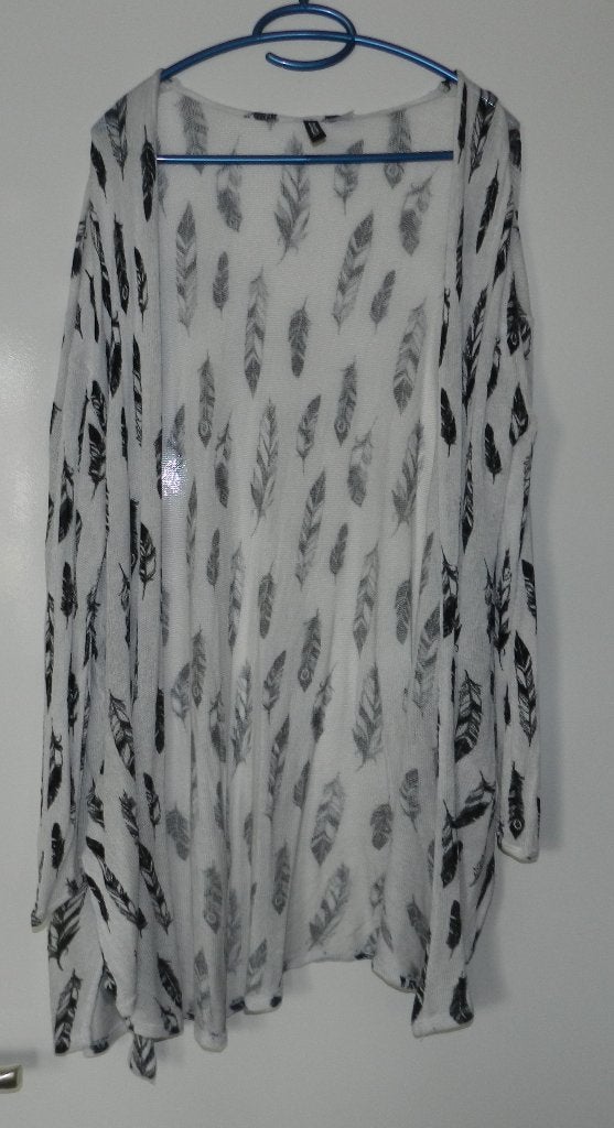 H&M Divided dun wit vestje met zwarte veren, maat M., Kleding | Dames, Verzenden, Gedragen, Wit