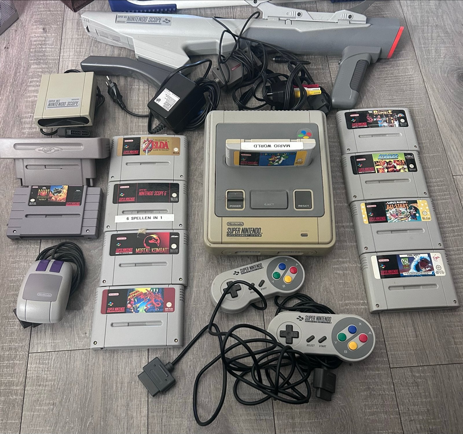 Super Nintendo Entertainment System (SNES) Compleet Pakket, Spelcomputers en Games, Ophalen, Gebruikt, Met 2 controllers, Met games
