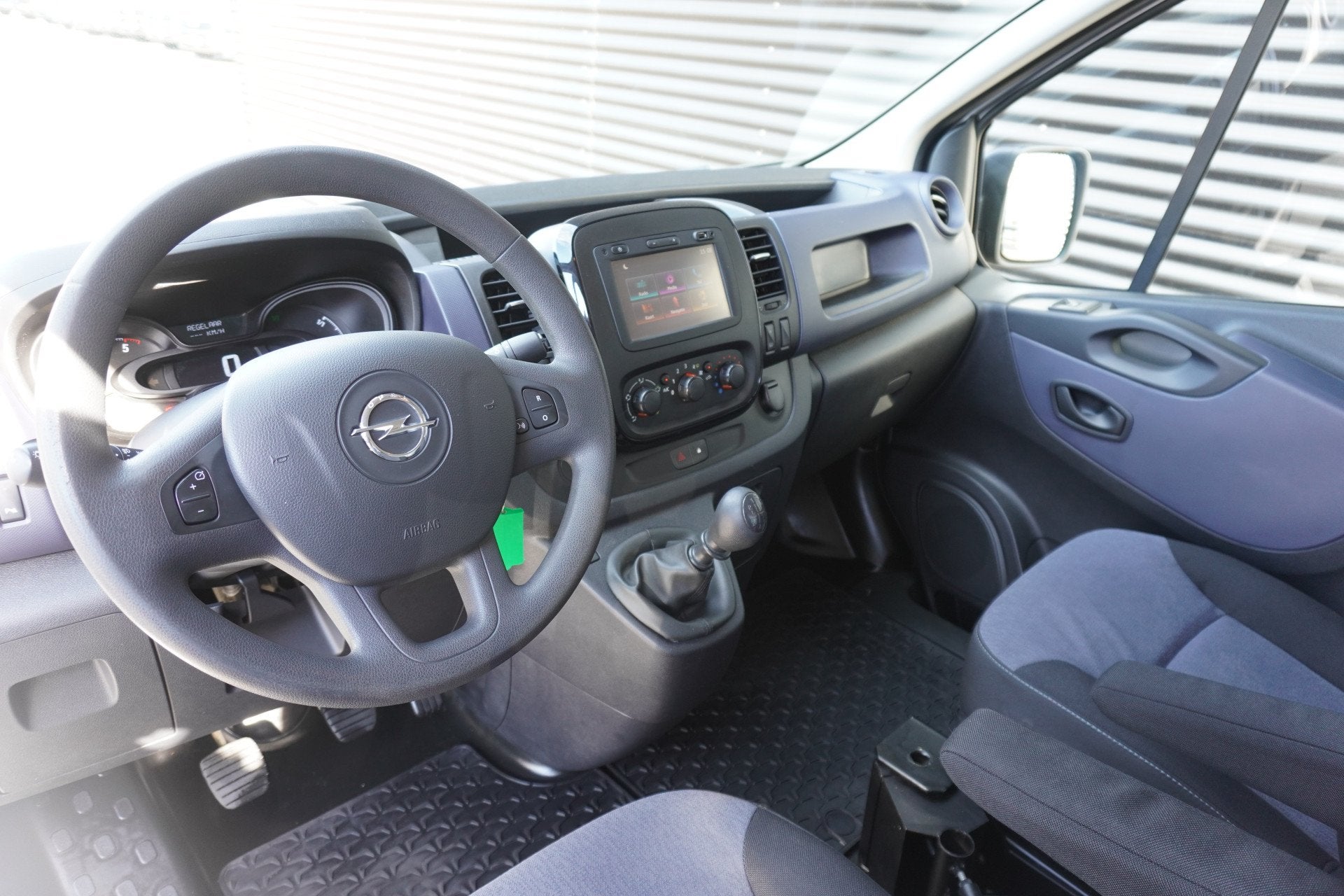 Opel Vivaro 1.6 CDTI L1H1 Edition Achterklep Werkplaats inri, Euro 5, Gebruikt, 4 cilinders, 2000 kg