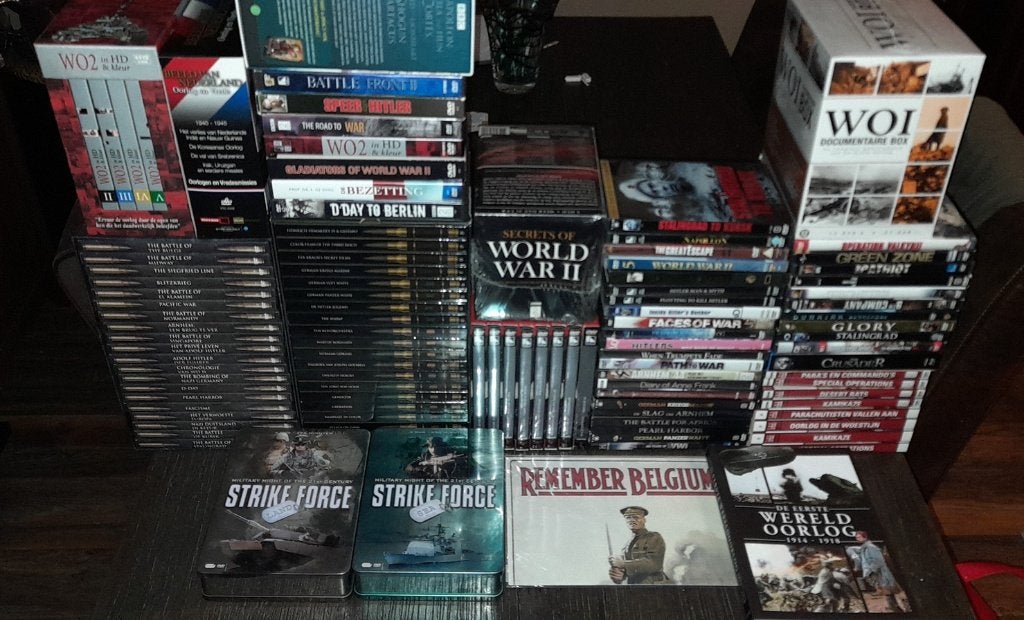 Mooie collectie oorlogsfilms - 2 dozen vol - partij, Oorlog of Misdaad, Alle leeftijden, Nederlands, Ophalen of Verzenden