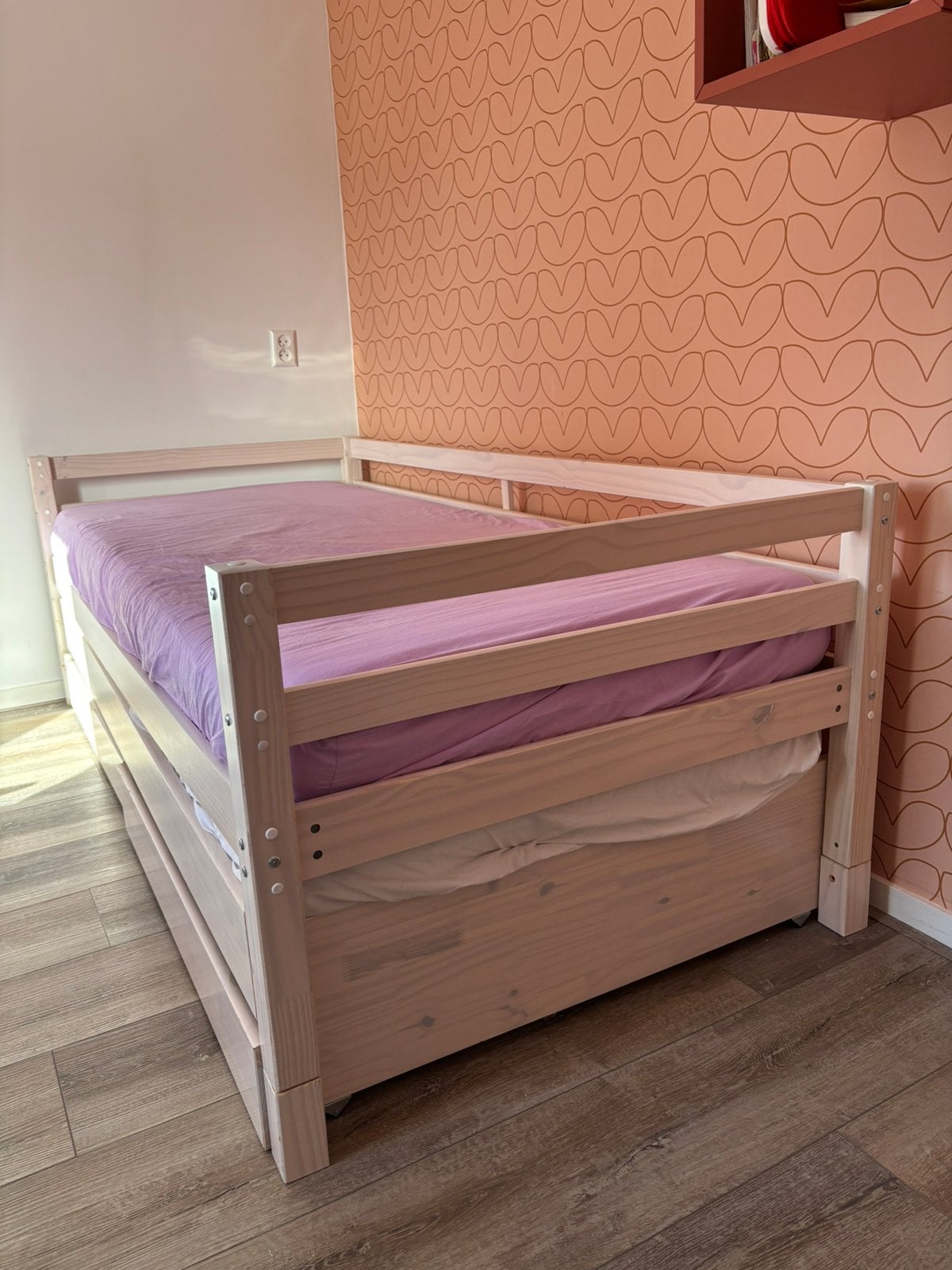 Eenpersoons bed met logeer matras en lades, 85 tot 100 cm, Zo goed als nieuw, 180 cm of meer, Ophalen