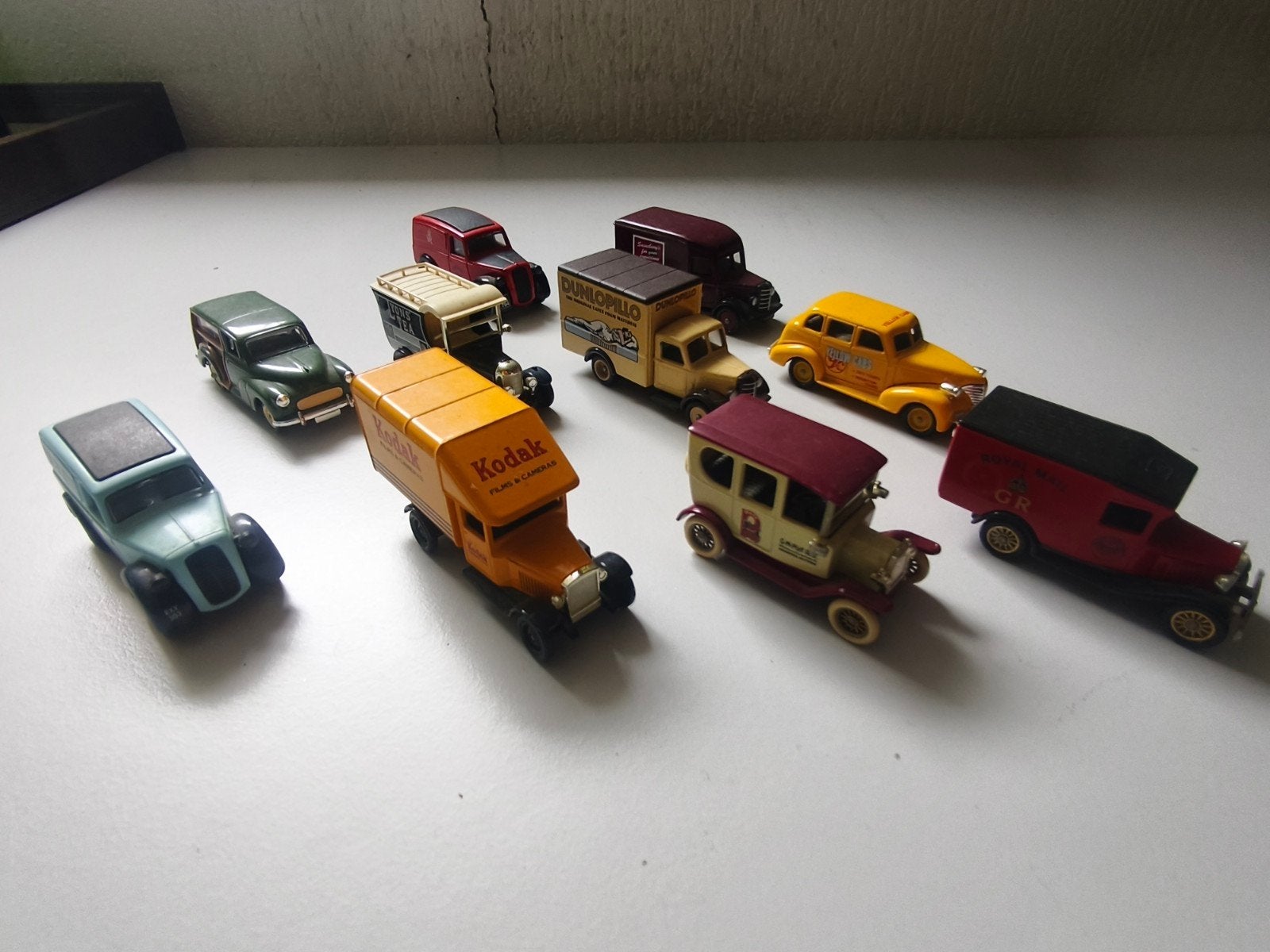Set van 10 Vintage Reclame Bestelwagens en Auto's, Ophalen of Verzenden, Gebruikt