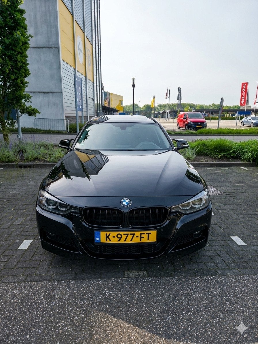BMW 316i Pano Camera Carplay HK Stoelverwarming NW APK, Auto's, Euro 5, 4 cilinders, Zwart, Handgeschakeld