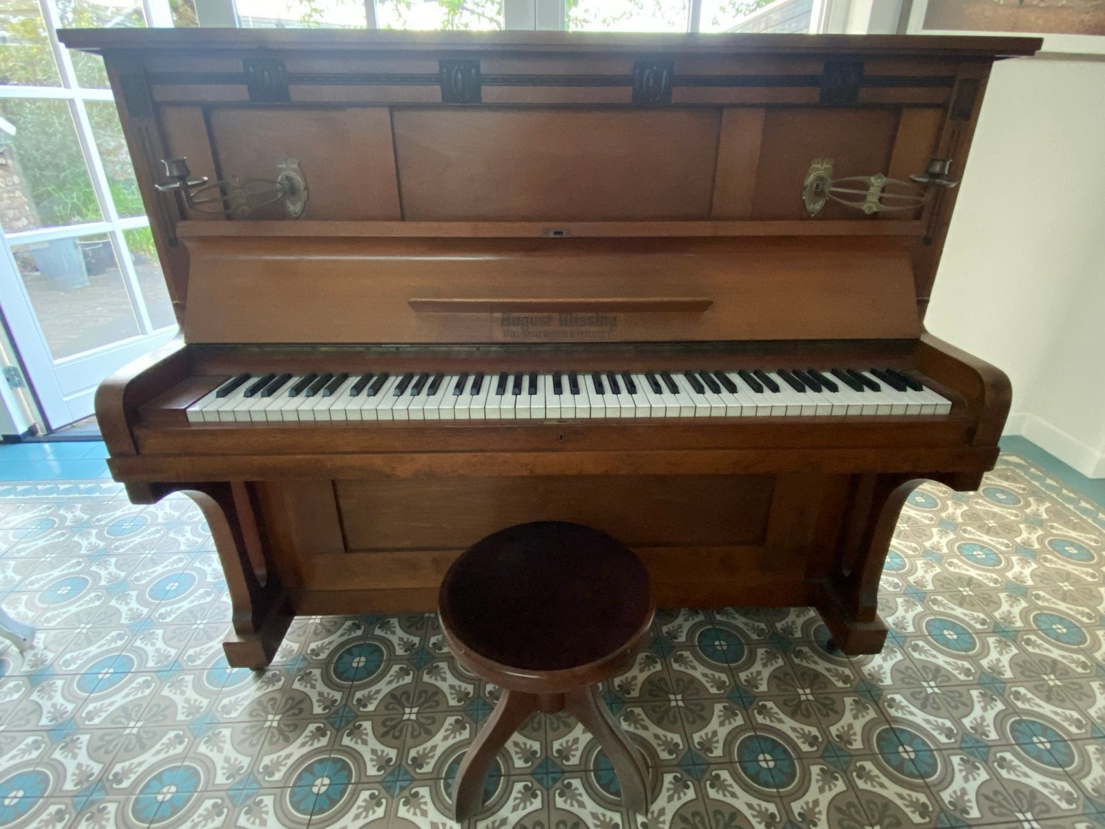 Antieke piano August Missing met karakter, Muziek en Instrumenten, Ophalen, Gebruikt, Bruin, Piano