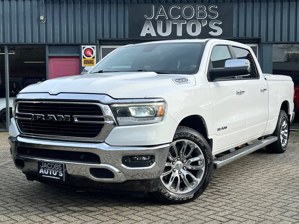 Ram RAM 1500 BIGHORN 5.7 V8, Automaat, 450 kg, Gebruikt, Wit