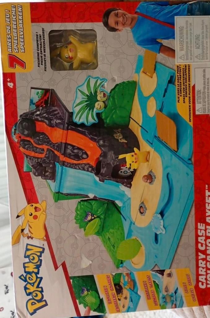 Pokémon Carry Case Vulkaan Speelset met Pikachu - NIEUW!, Ophalen of Verzenden, Nieuw, Jongen of Meisje