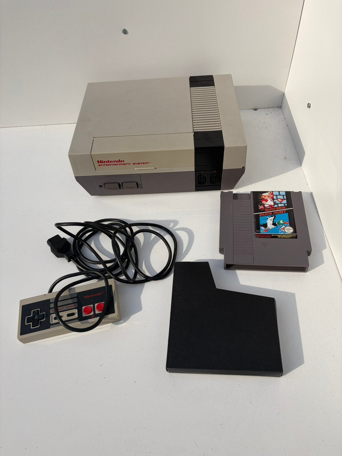 Nintendo NES met originele controller en Mario + Duck Hunt, Ophalen of Verzenden, Zo goed als nieuw, Met 1 controller
