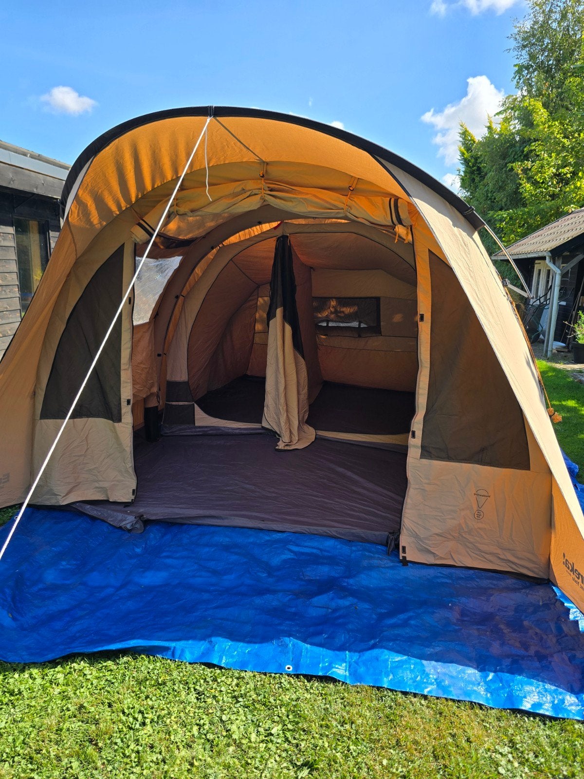 Eureka Mount Yale BTC RS Opblaasbare Tent - 4 Personen, Caravans en Kamperen, Tenten, Ophalen, Gebruikt, Tot en met 4