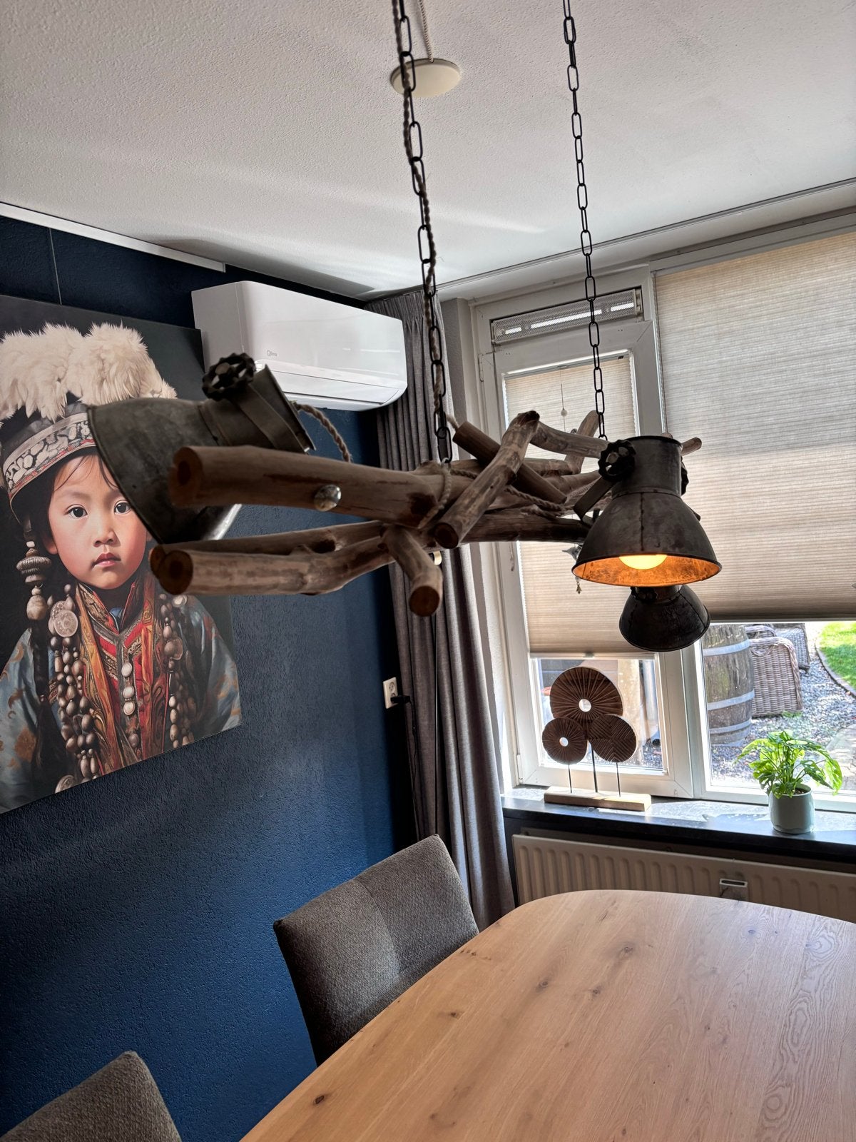 Unieke handgemaakte houten hanglamp., Huis en Inrichting, Lampen | Hanglampen, Gebruikt, E27 (groot), Hout, Ophalen