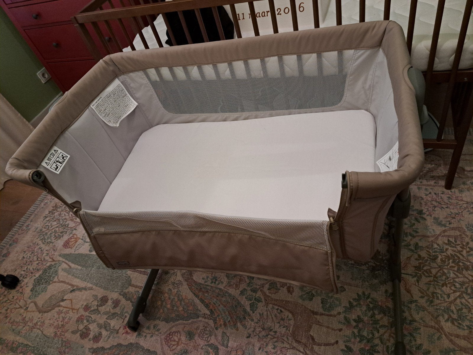Co-sleeper Chicco next 2 me essential, Ophalen, Zo goed als nieuw, Minder dan 140 cm, Minder dan 70 cm
