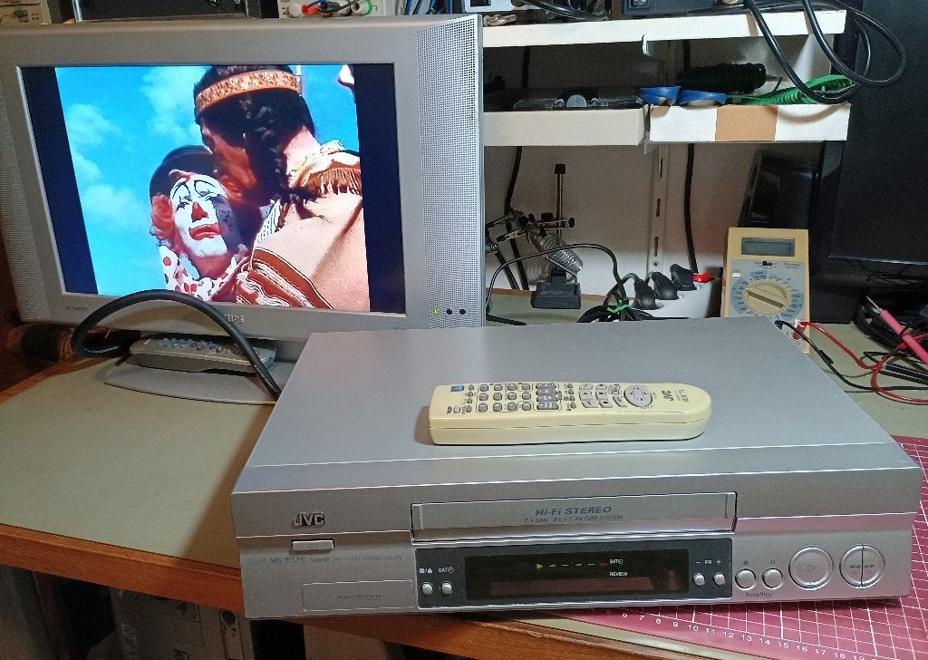 Jvc hr-690j vhs vcr speler recorder videoband video, Ophalen of Verzenden, Gebruikt, VHS-speler of -recorder