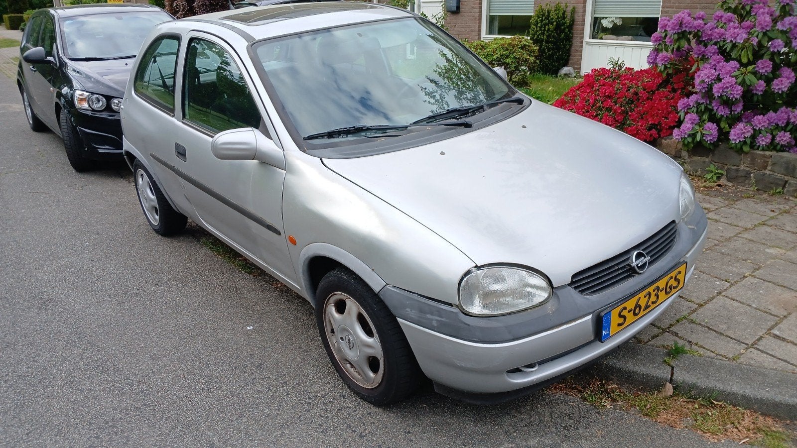 Opel 1998 Grijs, Auto's, Opel, Particulier, Corsa, Elektrische buitenspiegels, Elektrische ramen, Benzine, Euro 2, Hatchback, Automaat
