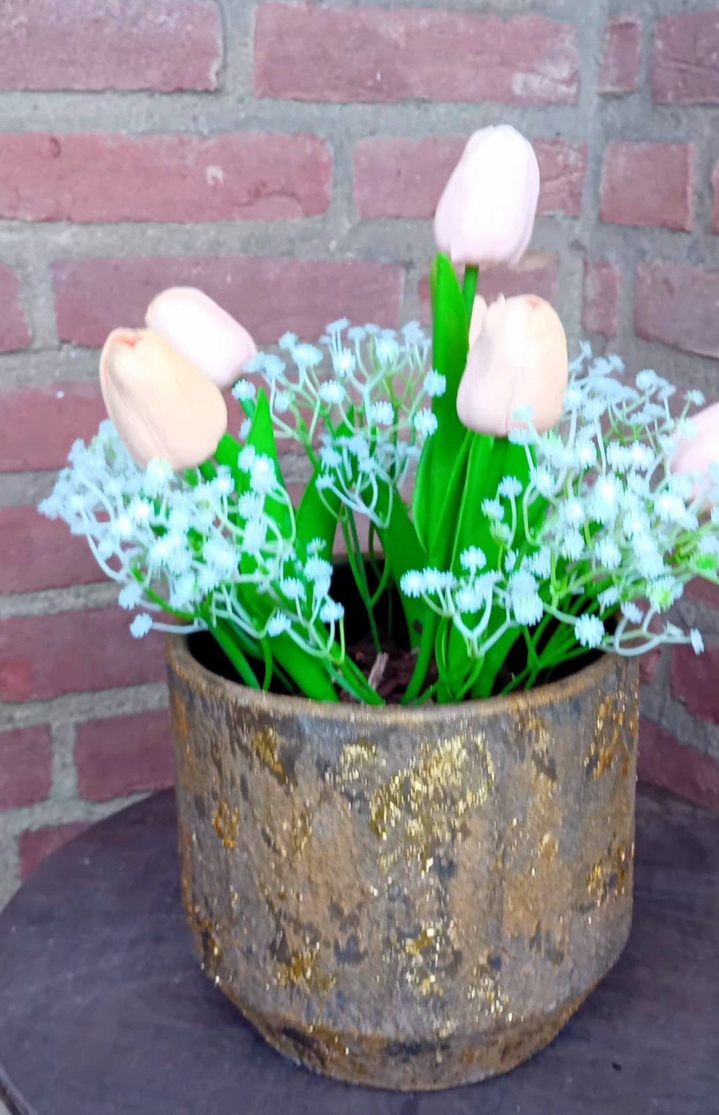Bloempot met nep bladgoud en roze tulpen, Ophalen, Gebruikt