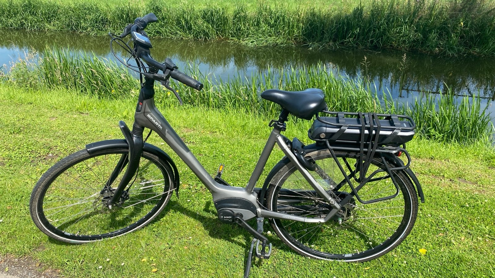 Sparta A-shine M8B E-bike - Topklasse met Bosch Active Line, Fietsen en Brommers, Ophalen, Sparta, Gebruikt, 50 km per accu of meer