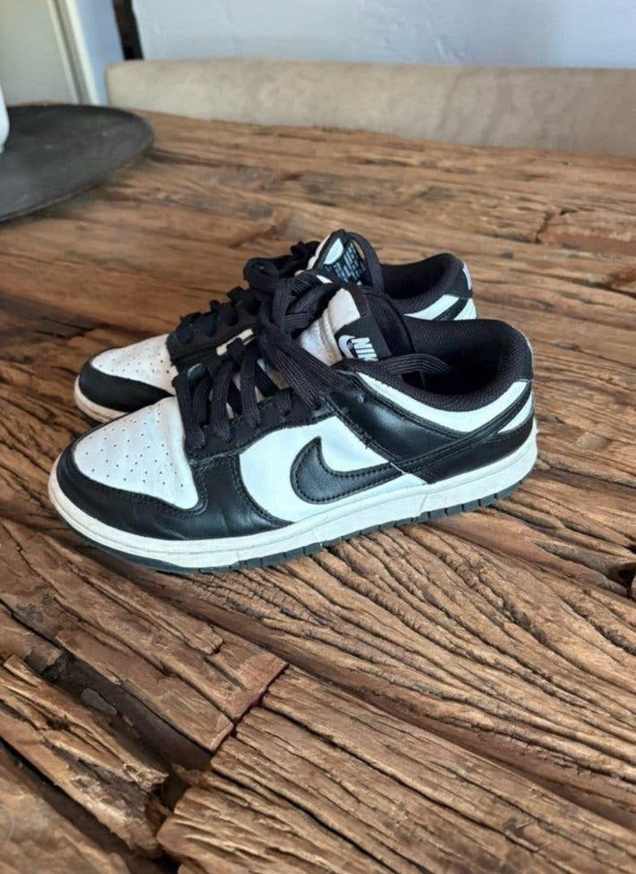 Nike Dunk Low Panda sneakers mt 37, Overige kleuren, Ophalen of Verzenden, Sneakers of Gympen, Gedragen