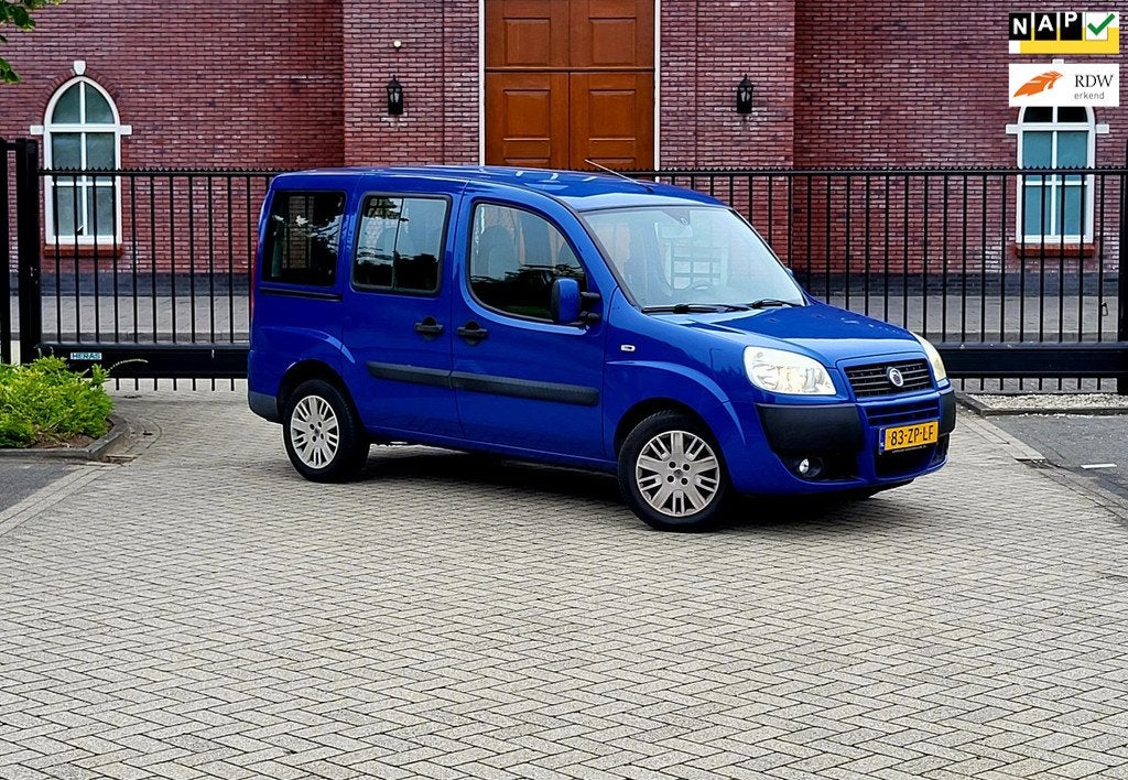 Fiat Doblò 1.4 Dynamic / Airco / Trekhaak / Nap / Hoge inst, Auto's, Fiat, Voorwielaandrijving, Gebruikt, Doblo, 4 cilinders