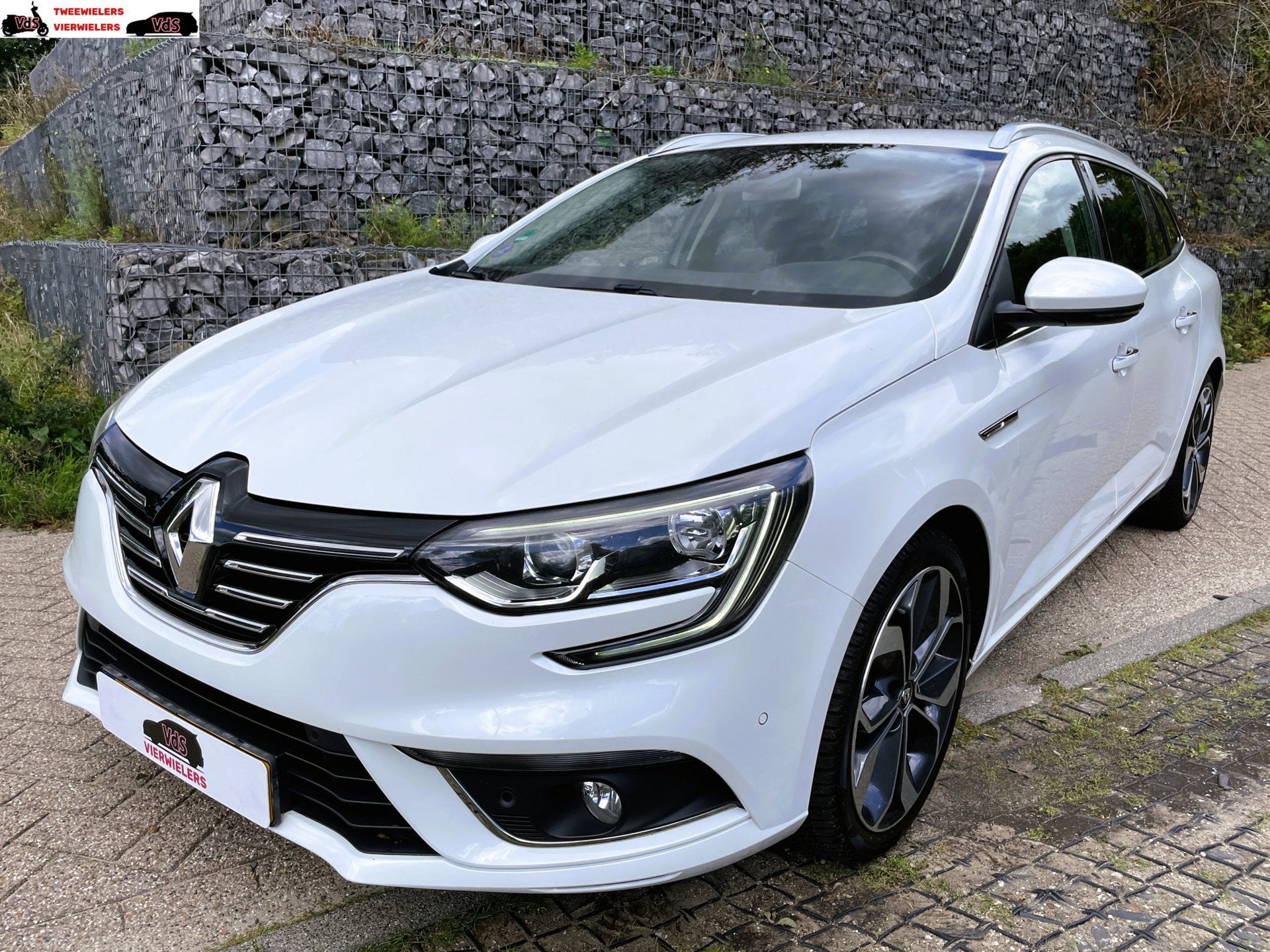 Renault Mégane Estate 1.2 TCe GT-Line Apple Carplay Camera, Auto's, Voorwielaandrijving, Gebruikt, 4 cilinders, 1290 kg