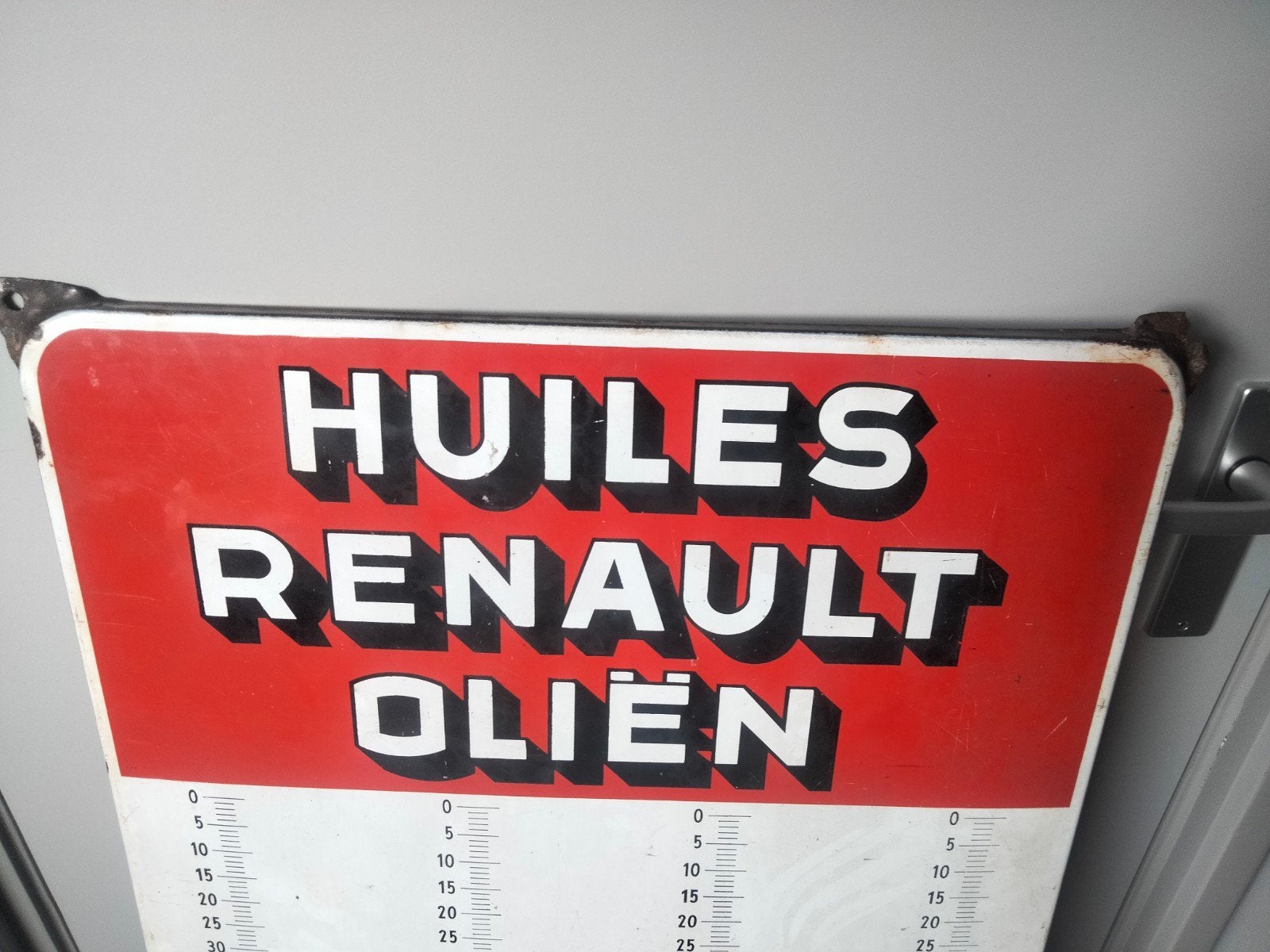 emaille reclamebord Renault olie 1954, Ophalen of Verzenden, Gebruikt, Reclamebord