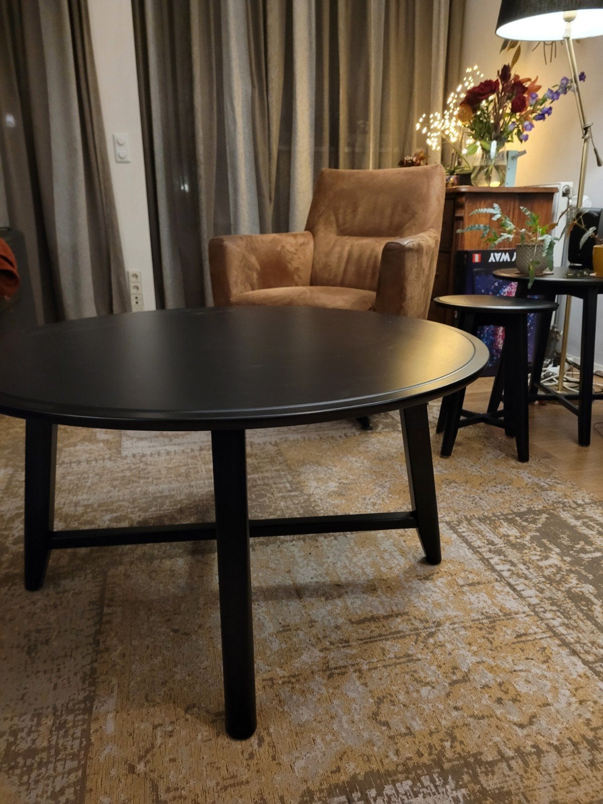 Ikea Kragsta salontafel (zwart), Ophalen, 50 tot 100 cm, Rond, 50 tot 100 cm