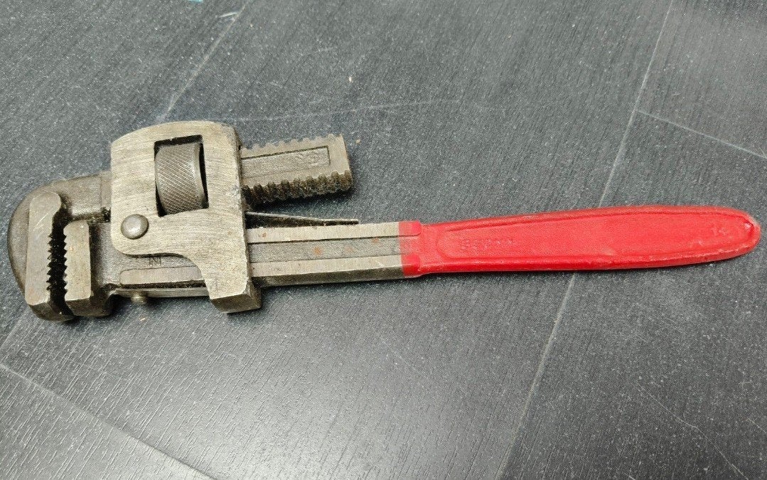 Nieuwe 30 cm pijpsleutel, Ophalen of Verzenden, Nieuw, Sleutel/ratel