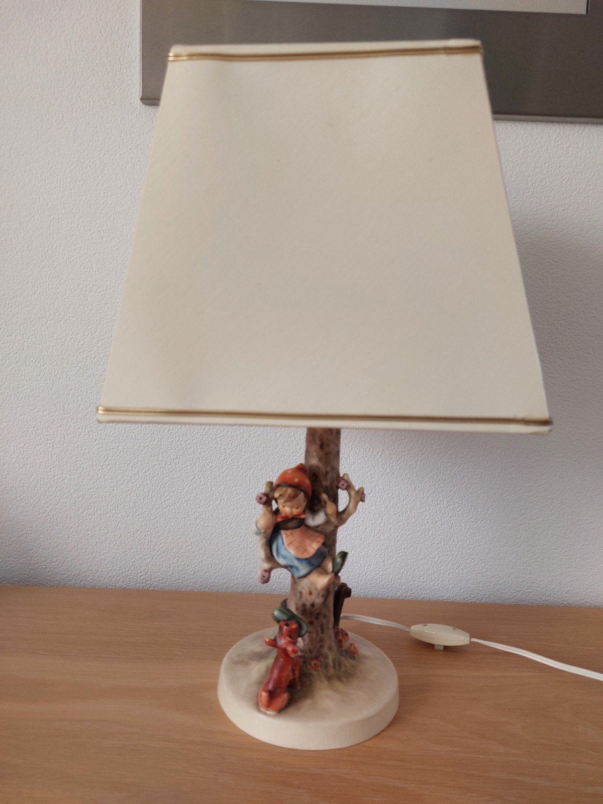 Goebel Hummel Tafellampje met originele kap,met kindje en ho, Ophalen