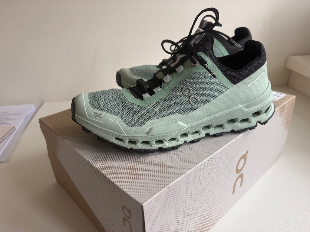 Cloudultra dames trail/wandelschoenen maat 39(valt klein), Ophalen of Verzenden, Zo goed als nieuw, Schoenen