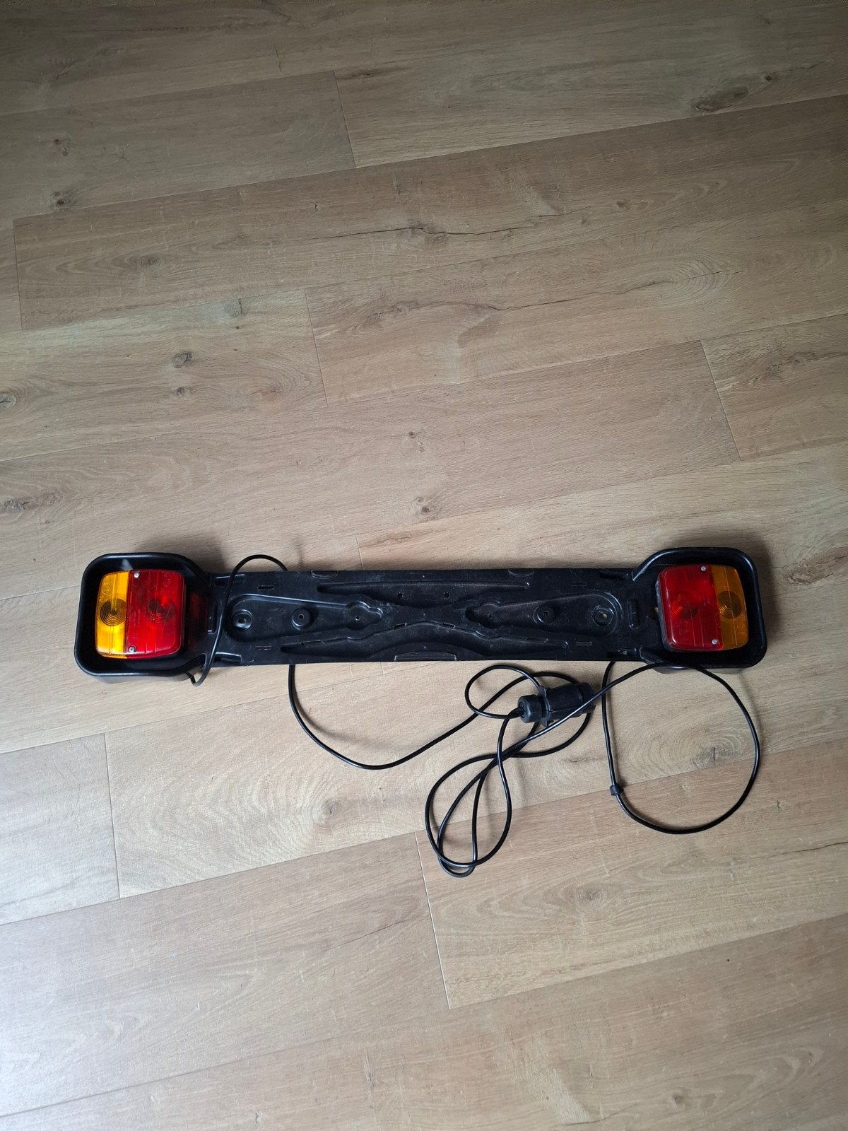 Achterlichtbalk voor fietsendrager/aanhanger, Ophalen, Zo goed als nieuw