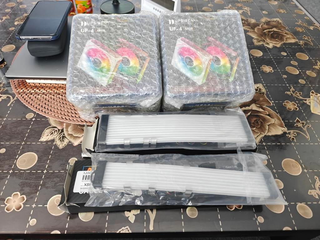 6x UPSIREN UF-4 ARGB 120mm Case Fans met 2 Kabelafdekkingen, Ophalen of Verzenden, Nieuw, Luchtkoeling