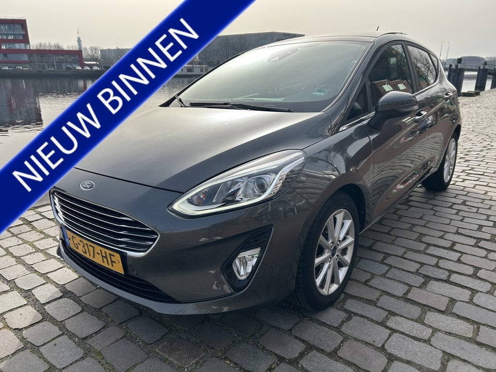 Ford Fiesta 1.0 EcoBoost Titanium automaat panoramadak airco, Gebruikt, 1144 kg, 49 €/maand, Origineel Nederlands