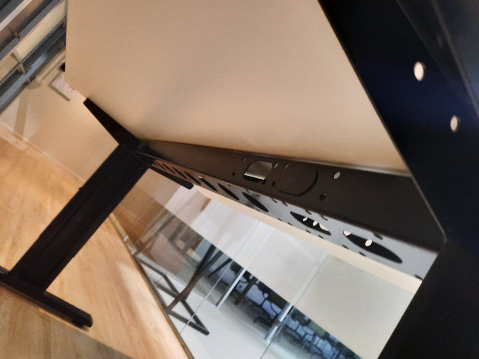 Bureau, Huis en Inrichting, 160 cm, Gebruikt, Ophalen of Verzenden, Computerbureau