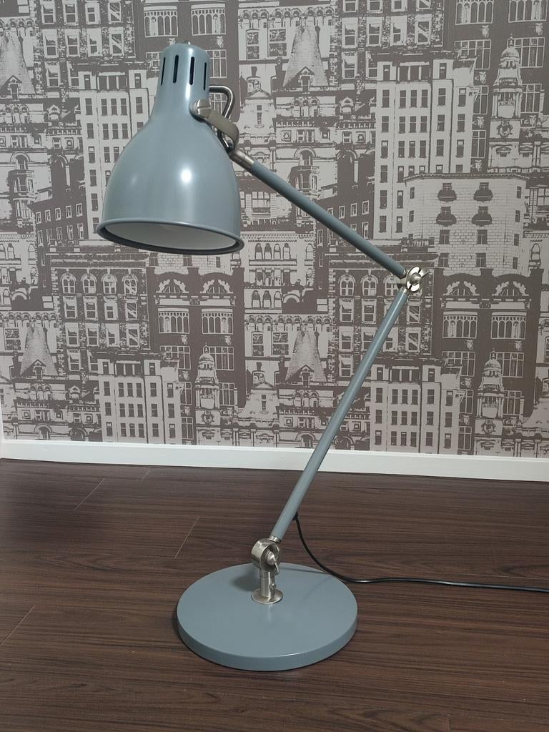 Bureaulamp Ikea Aröd Industriële stijl lamp tafellamp, Gebruikt, Ophalen of Verzenden, Industrieel, Metaal