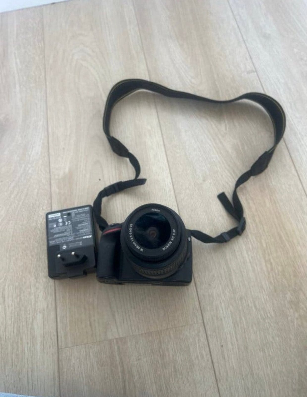 Nikon D3200 Spiegelreflexcamera met lens en oplader, Audio, Tv en Foto, Fotocamera's Digitaal, Gebruikt, Spiegelreflex, Oplader