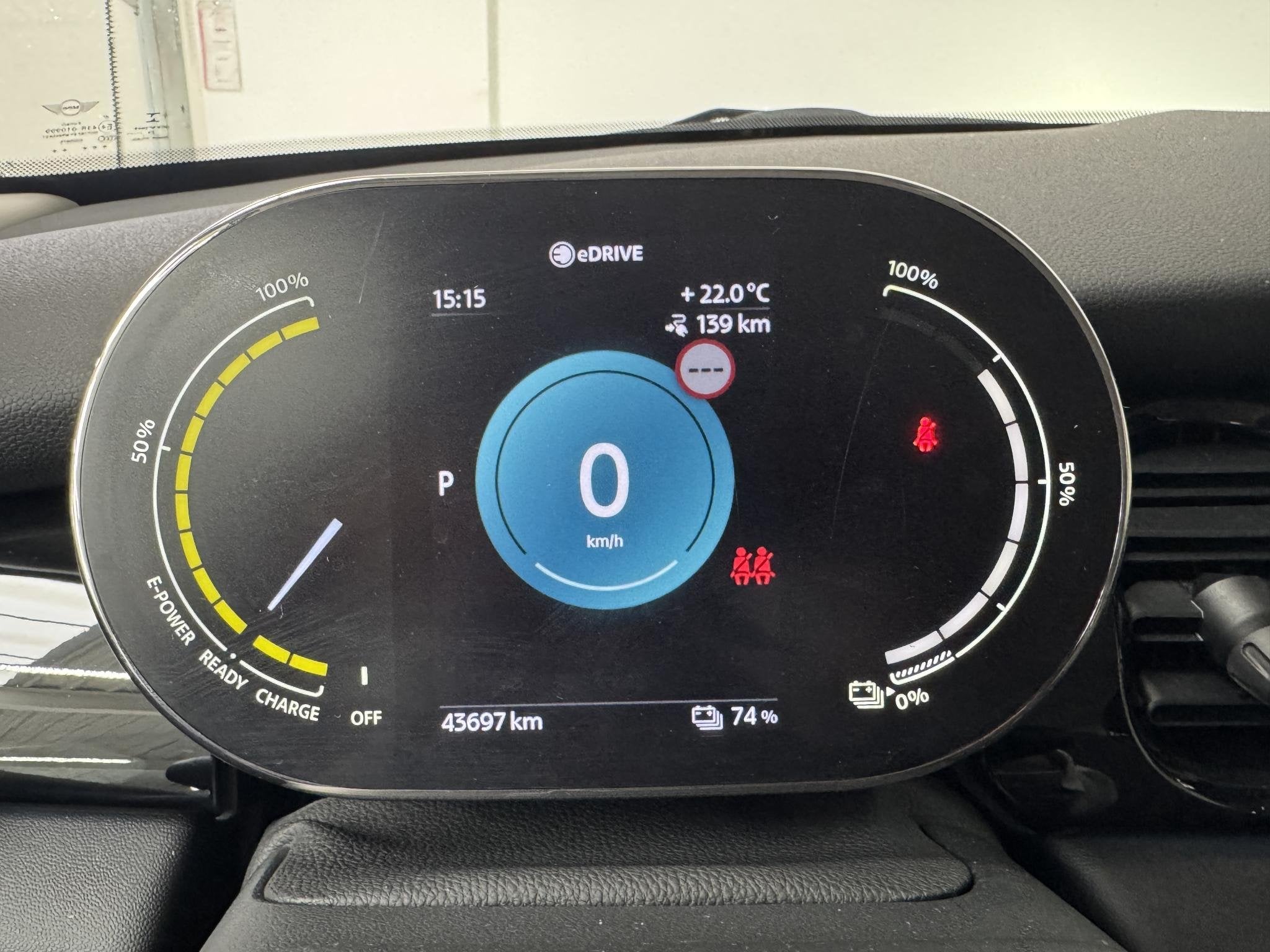 MINI Electric MINI Yours 33 kWh | Navigatie | Parkeersensore, Auto's, 4 stoelen, 184 pk, Te koop, Hatchback