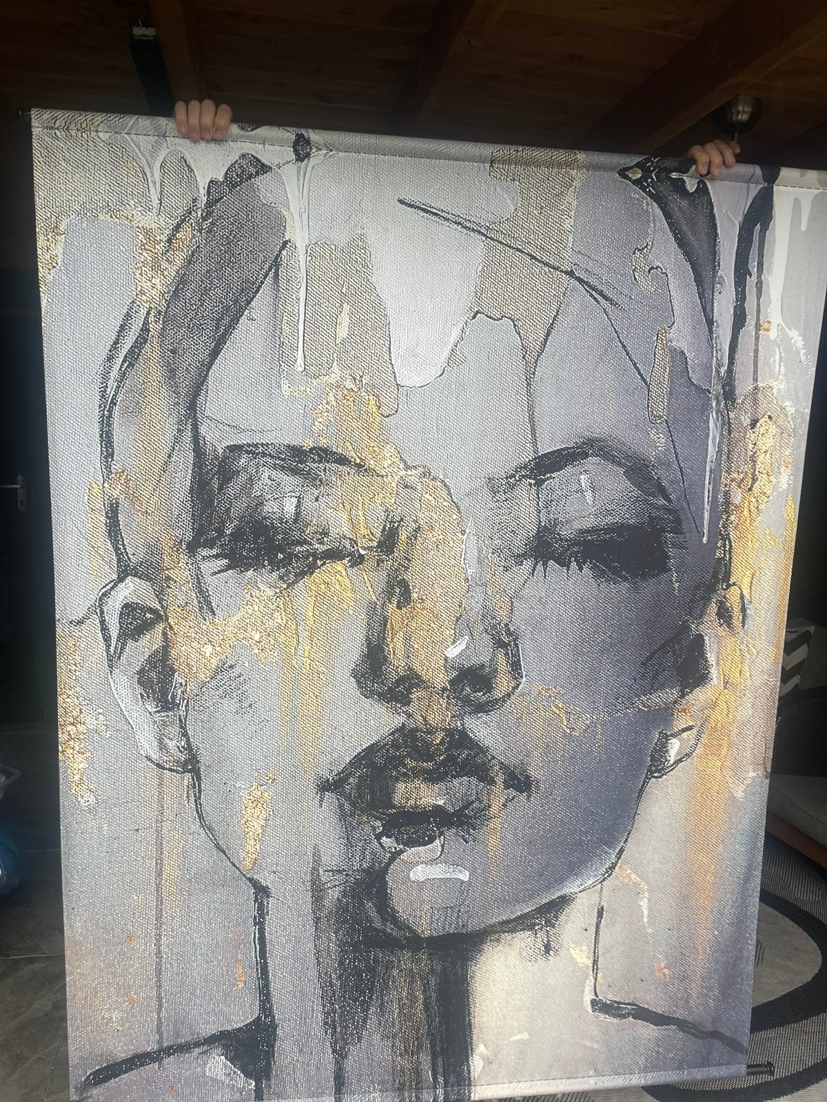 Wanddecoratie van stof, Ophalen