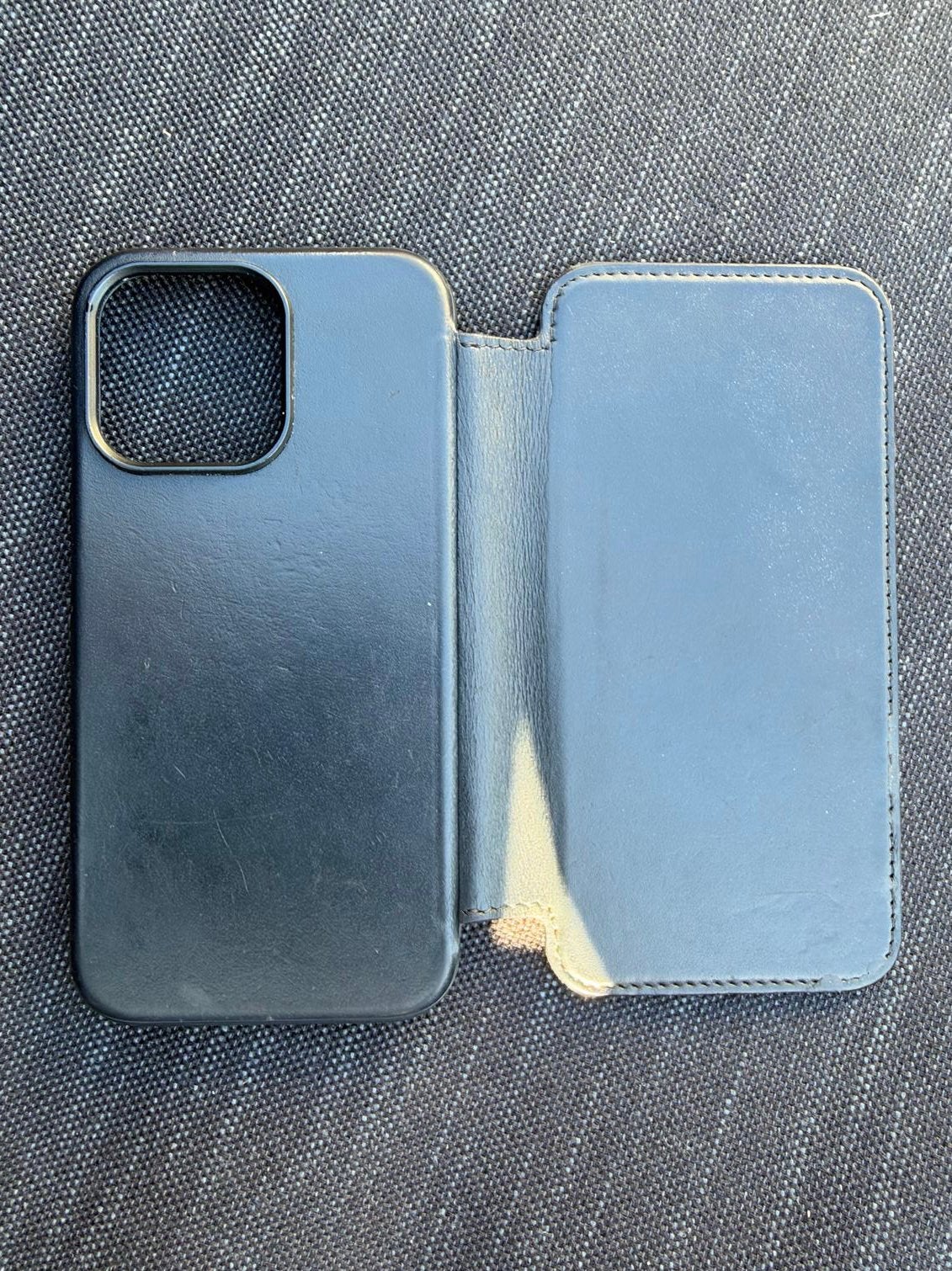 NOMAD Modern Leather Folio iPhone 13 Pro | Black, Ophalen of Verzenden, Zo goed als nieuw, IPhone 13 Pro