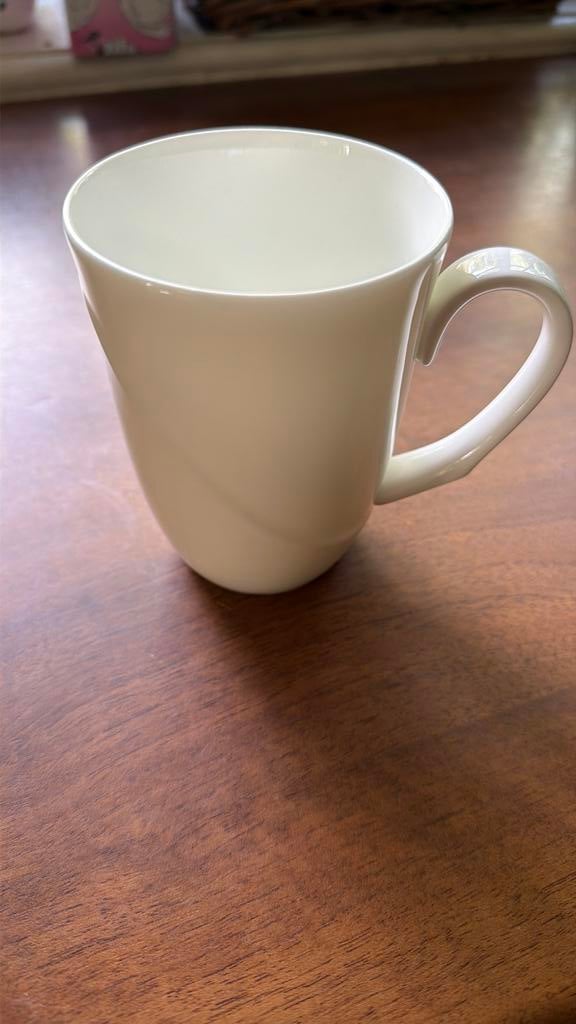 Wedgwood SOLAR beker, Huis en Inrichting, Keuken | Servies, Ophalen of Verzenden, Zo goed als nieuw, Wedgwood, Kop(pen) en/of Schotel(s)